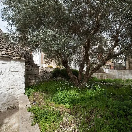 Charming Trulli 3*