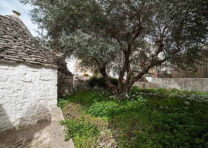 Charming Trulli 3*