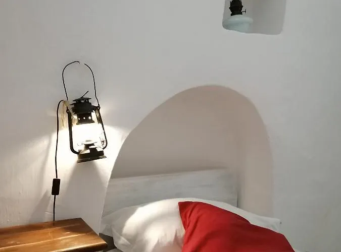 Charming Trulli מלון דירות 3*