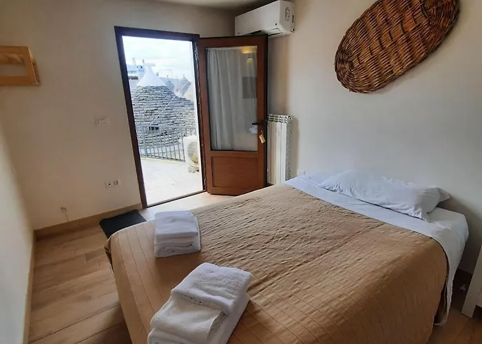 Charming Trulli מלון דירות אלברובלו