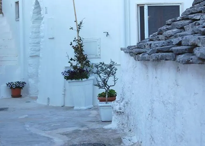 Charming Trulli מלון דירות אלברובלו